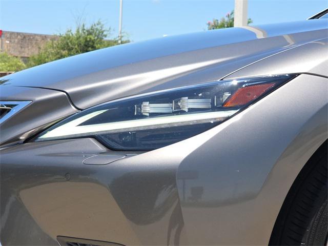 used 2022 Lexus LS 500 car, priced at $50,368
