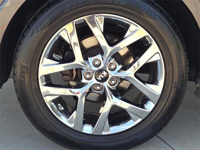 used 2019 Kia Sorento car, priced at $15,412
