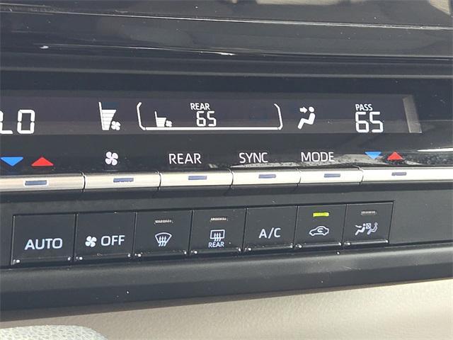 used 2023 Toyota Sienna car, priced at $38,995