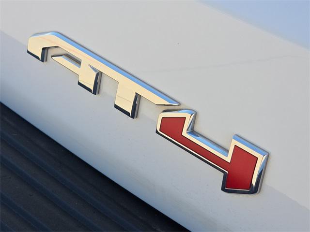 used 2022 GMC Yukon XL car, priced at $45,359