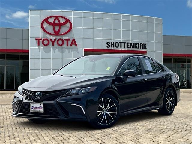 used 2024 Toyota Camry Hybrid car, priced at $30,599