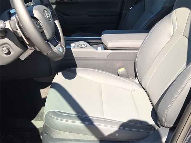 used 2025 Lexus GX 550 car, priced at $86,999
