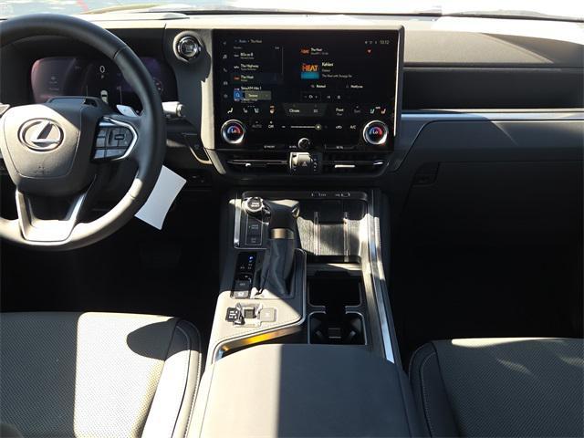 used 2025 Lexus GX 550 car, priced at $86,999