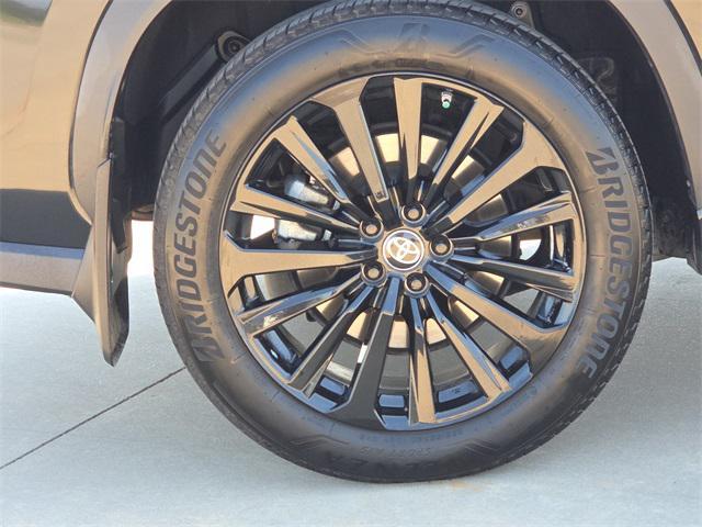 used 2024 Toyota Highlander car, priced at $37,974