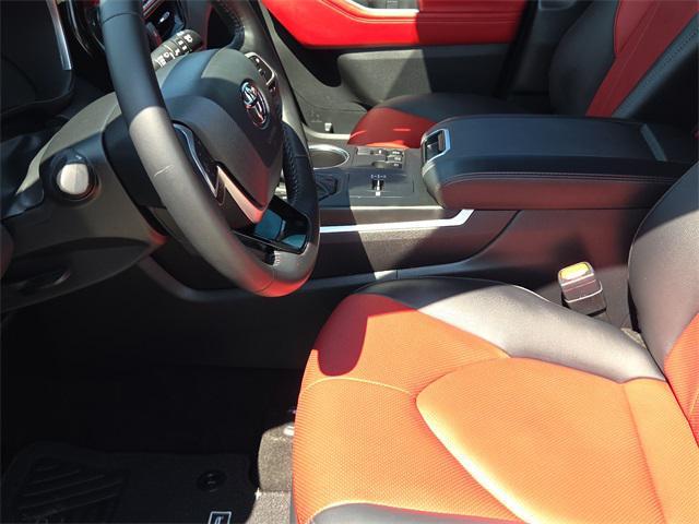 used 2024 Toyota Highlander car, priced at $37,974