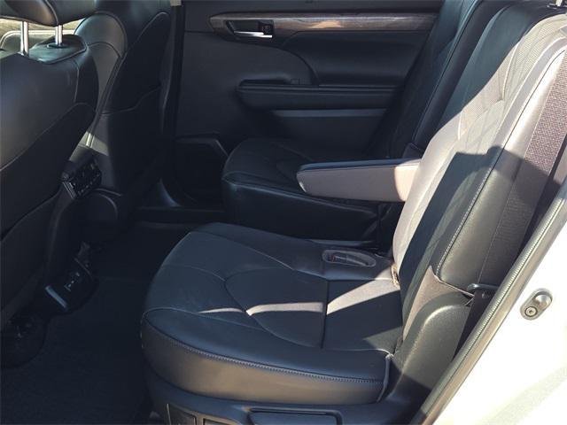 used 2023 Toyota Highlander car, priced at $41,470