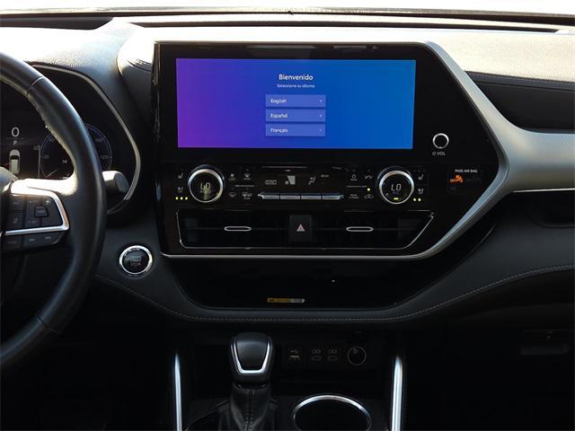 used 2023 Toyota Highlander car, priced at $41,470
