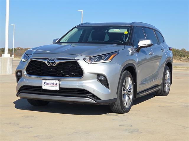 used 2023 Toyota Highlander car, priced at $41,470