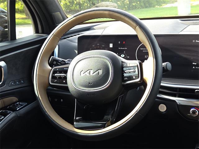 used 2025 Kia Sorento car, priced at $42,901