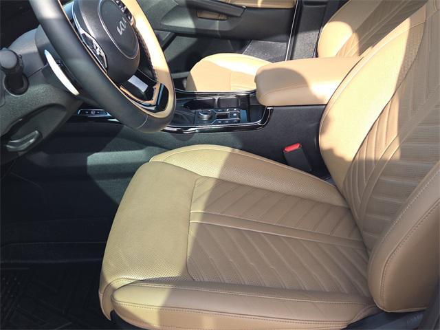 used 2025 Kia Sorento car, priced at $42,901
