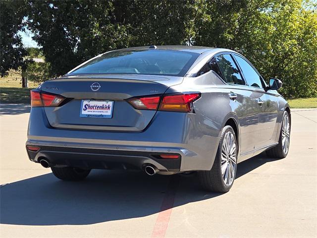 used 2023 Nissan Altima car, priced at $21,471