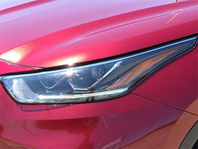 used 2020 Toyota Highlander car, priced at $30,955