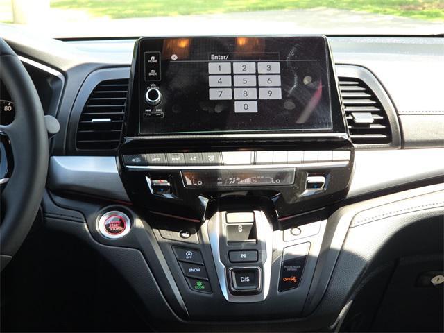 used 2025 Honda Odyssey car, priced at $40,990