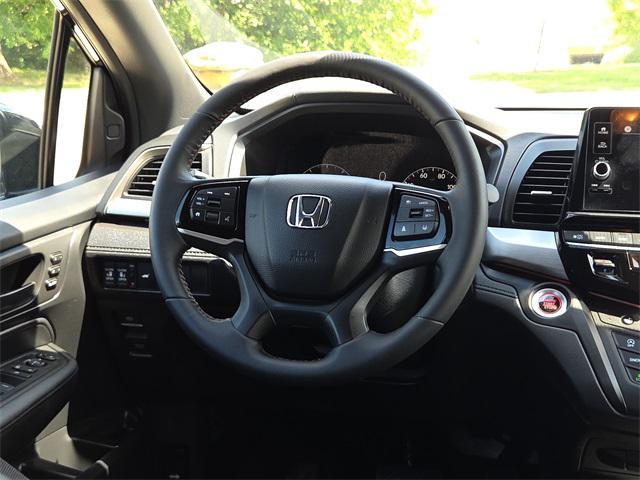 used 2025 Honda Odyssey car, priced at $40,990