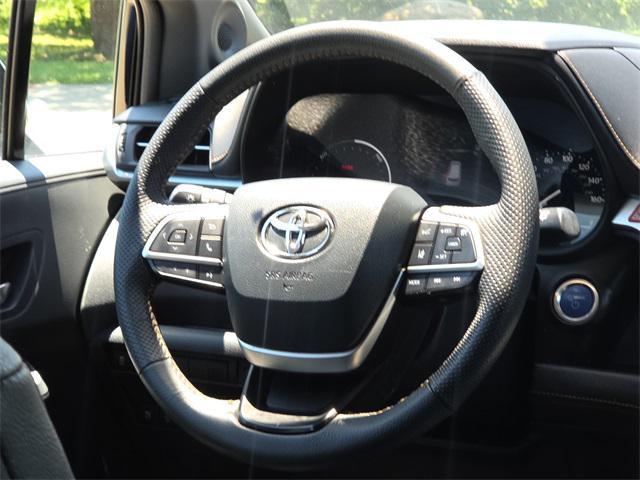 used 2024 Toyota Sienna car, priced at $48,987