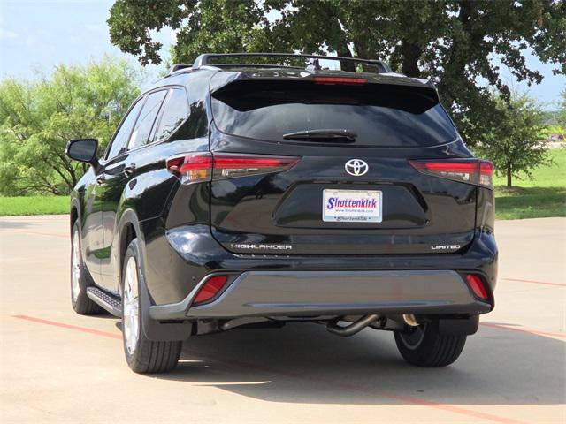 new 2025 Toyota Highlander car, priced at $52,415