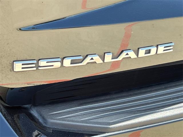 used 2023 Cadillac Escalade ESV car, priced at $85,284