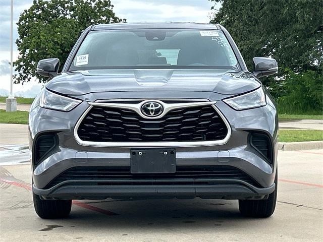 used 2023 Toyota Highlander car, priced at $36,472