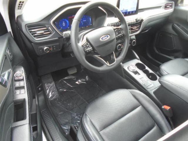 used 2022 Ford Escape car, priced at $25,995