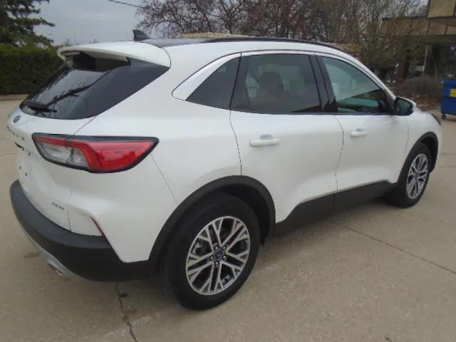 used 2022 Ford Escape car, priced at $25,995