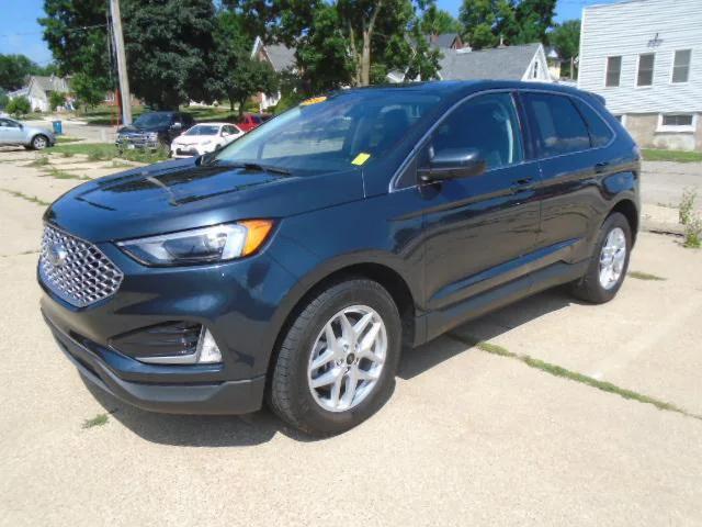 used 2024 Ford Edge car, priced at $32,995