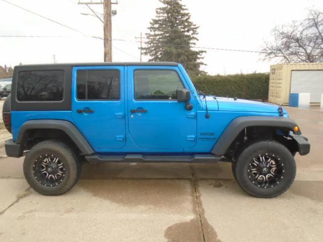 used 2016 Jeep Wrangler Unlimited car, priced at $19,995