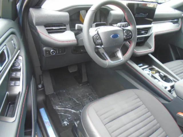 new 2025 Ford Explorer car, priced at $47,791