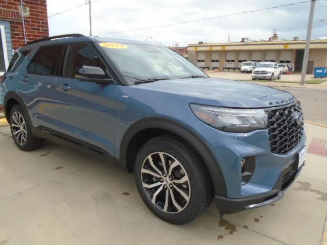 new 2025 Ford Explorer car, priced at $47,791