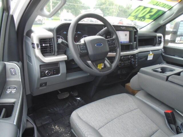new 2025 Ford F-250 car, priced at $64,244