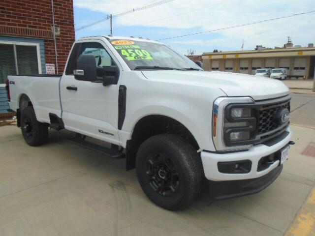 new 2025 Ford F-250 car, priced at $64,244
