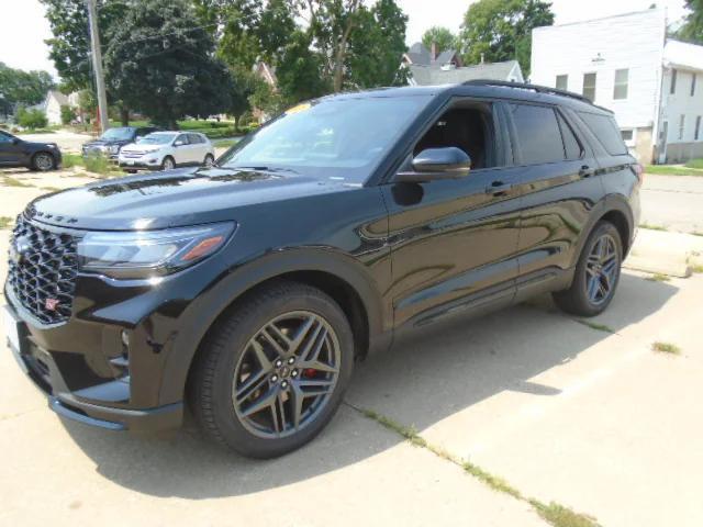 new 2025 Ford Explorer car, priced at $60,142
