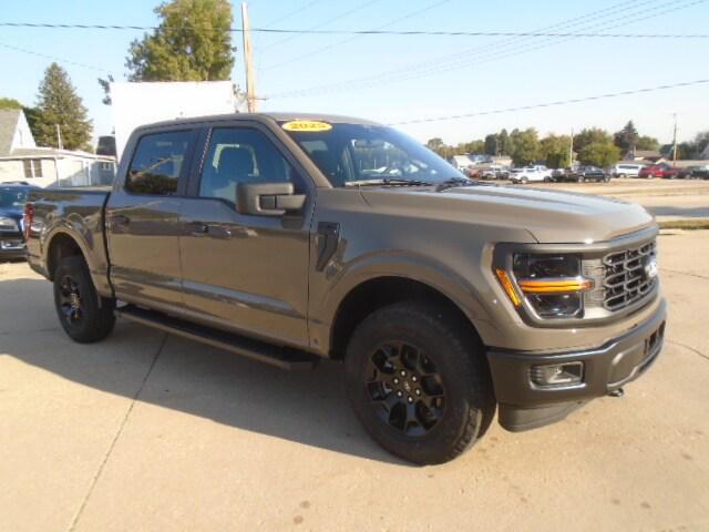 new 2025 Ford F-150 car, priced at $52,285