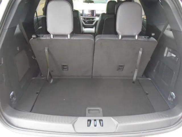 new 2025 Ford Explorer car, priced at $48,189