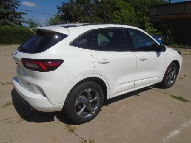used 2023 Ford Escape car, priced at $30,995