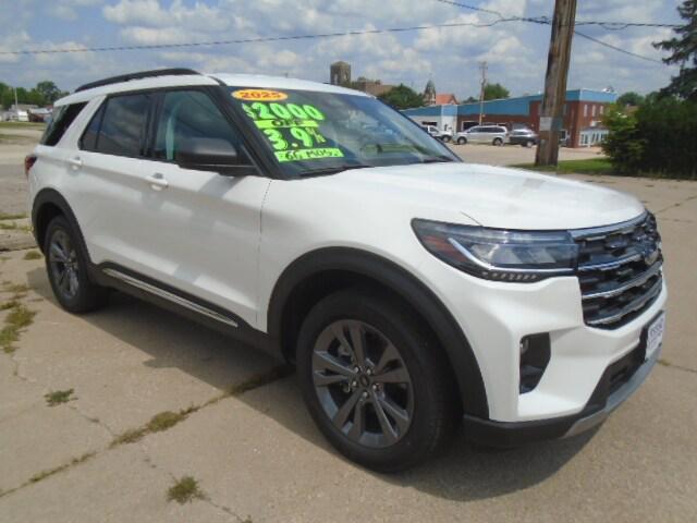 new 2025 Ford Explorer car, priced at $47,320