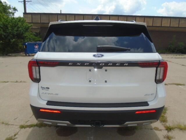 new 2025 Ford Explorer car, priced at $47,320