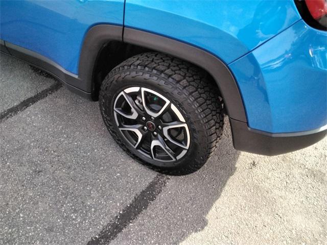 used 2025 Jeep Compass car, priced at $26,995