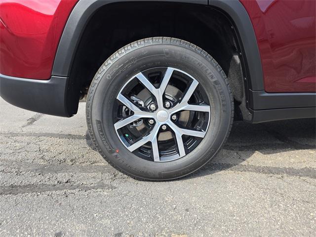 new 2025 Jeep Grand Cherokee car, priced at $49,400