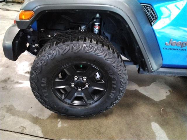 used 2021 Jeep Gladiator car, priced at $34,491