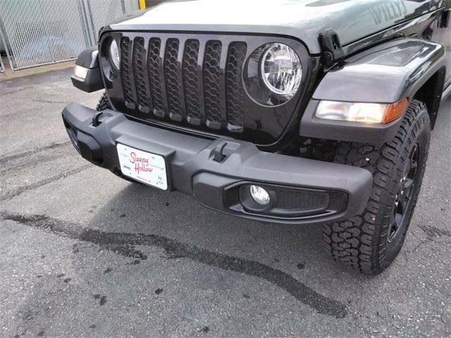 used 2021 Jeep Gladiator car, priced at $32,981