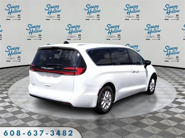 new 2025 Chrysler Pacifica car, priced at $44,445