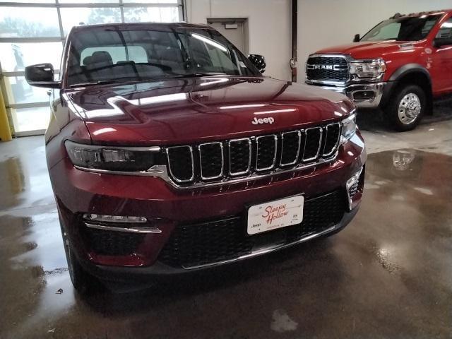 new 2025 Jeep Grand Cherokee car, priced at $49,641