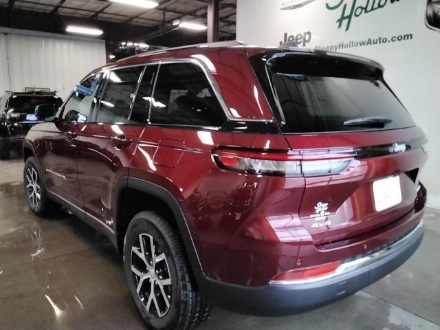 new 2025 Jeep Grand Cherokee car, priced at $49,641