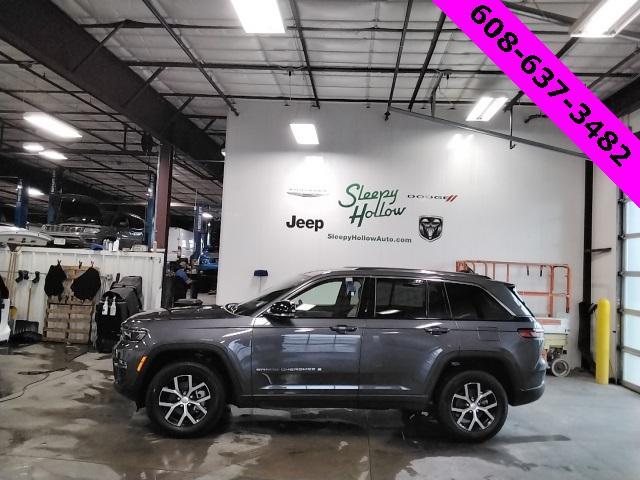 used 2023 Jeep Grand Cherokee car, priced at $34,993