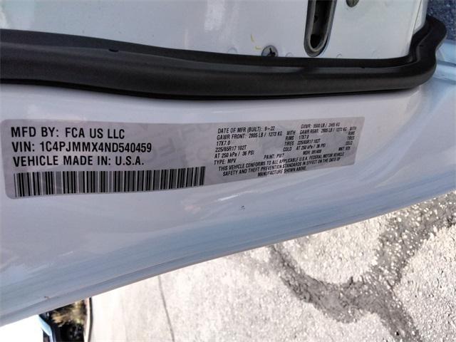 used 2022 Jeep Cherokee car, priced at $19,992
