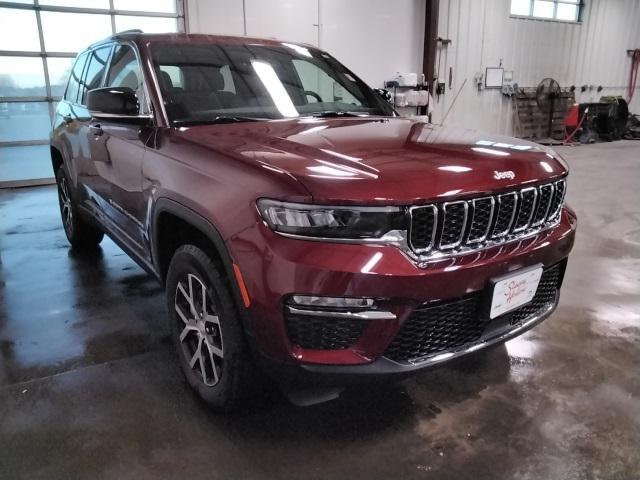 new 2025 Jeep Grand Cherokee car, priced at $46,845