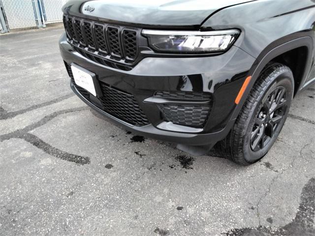 new 2025 Jeep Grand Cherokee car, priced at $47,725