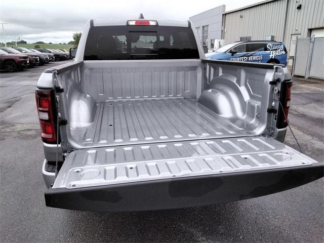 new 2025 Ram 1500 car, priced at $61,581