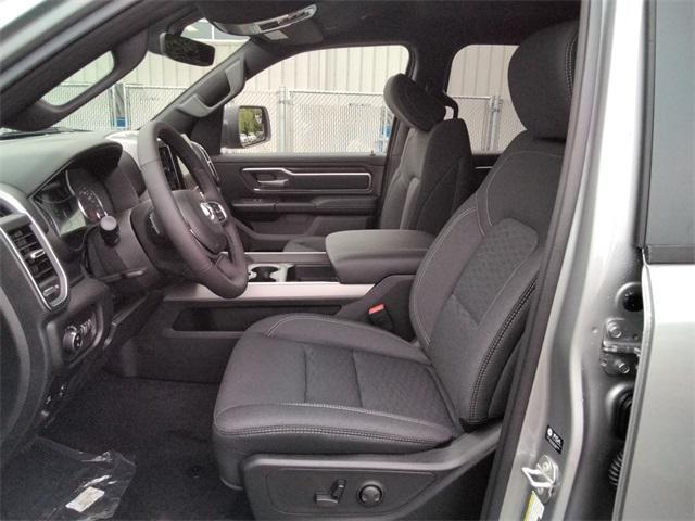 new 2025 Ram 1500 car, priced at $61,581