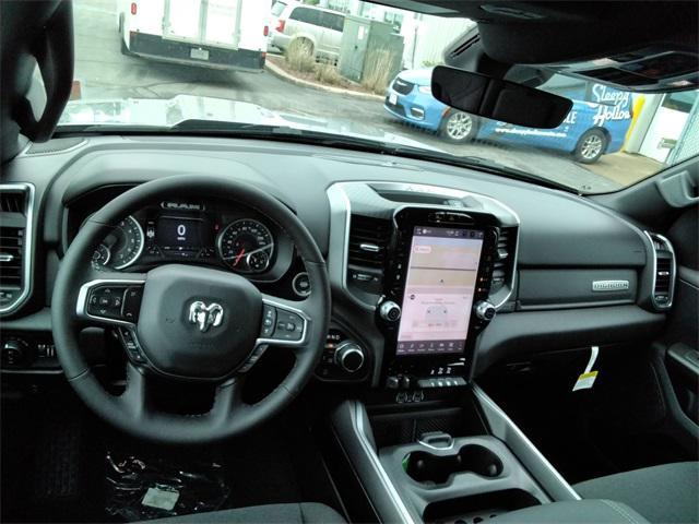 new 2025 Ram 1500 car, priced at $61,581